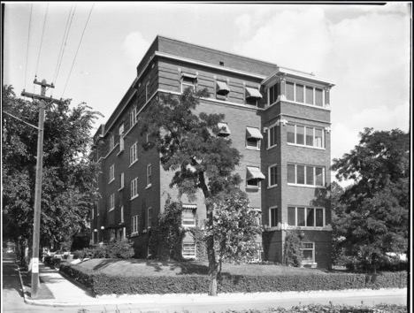 West Farnam Apartments