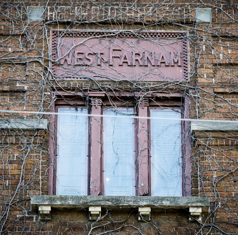 West Farnam Apartments - Building sign